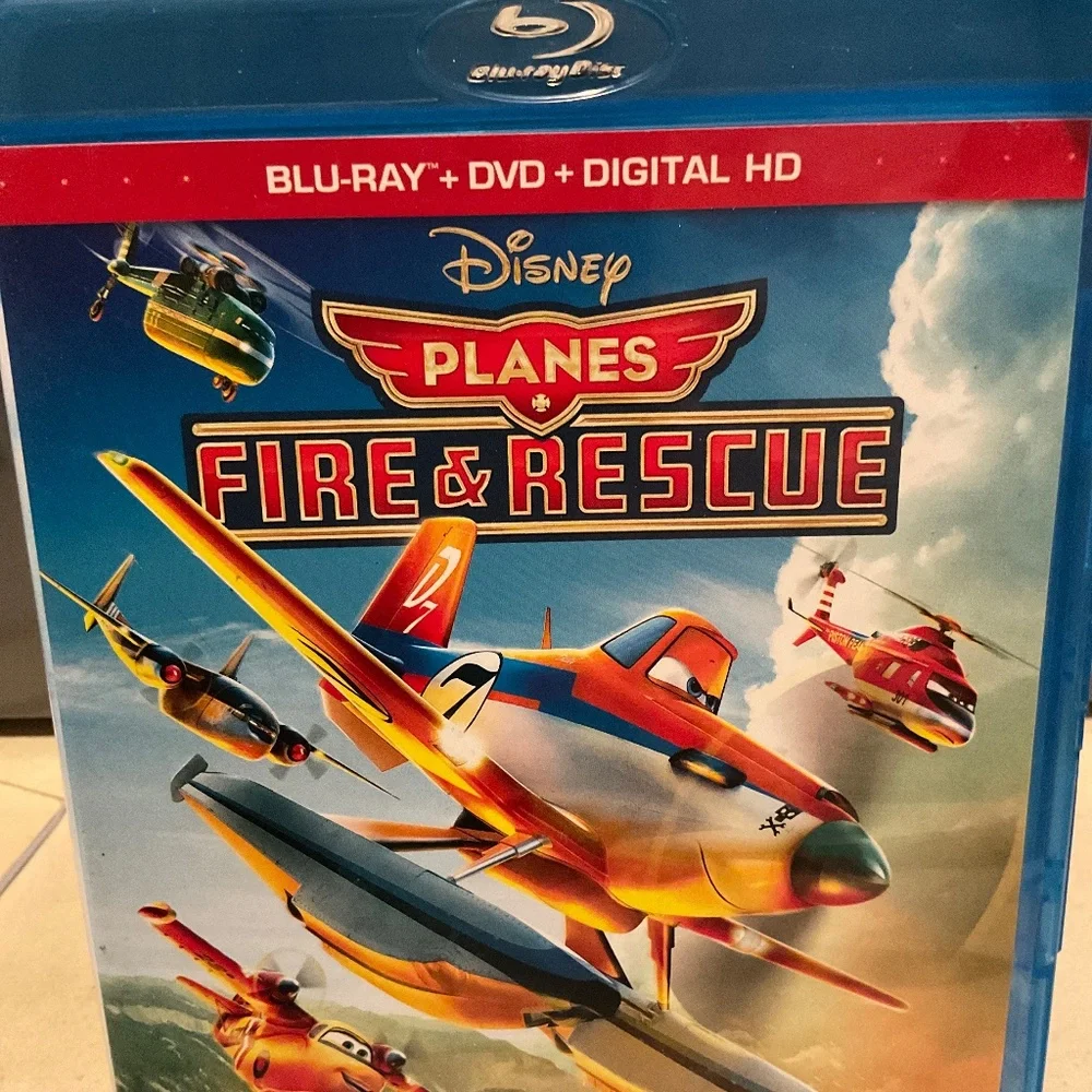 Blu Ray Disc -Disney’s Planes Fire and Rescue. V52